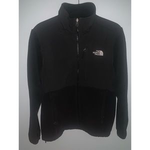 North Face Black Jacket -“Women’s Denali 2 Jacket”